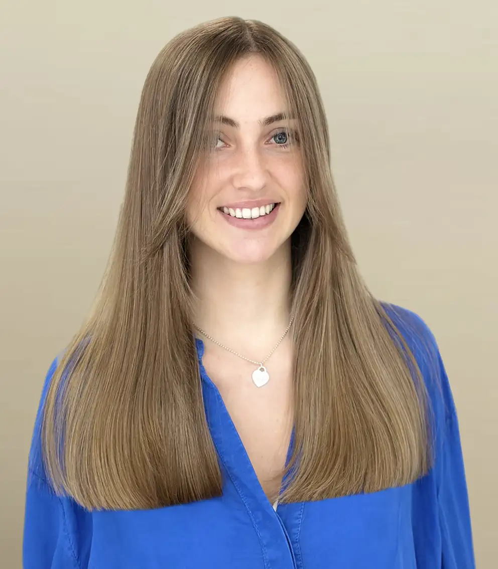 Balayage blond beige lumineux réalisé au salon La Paris'zen Institut Paris 14