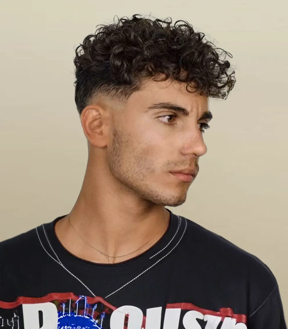 Coupe homme traditionnelle réalisée au salon La Paris’zen Institut Paris 14