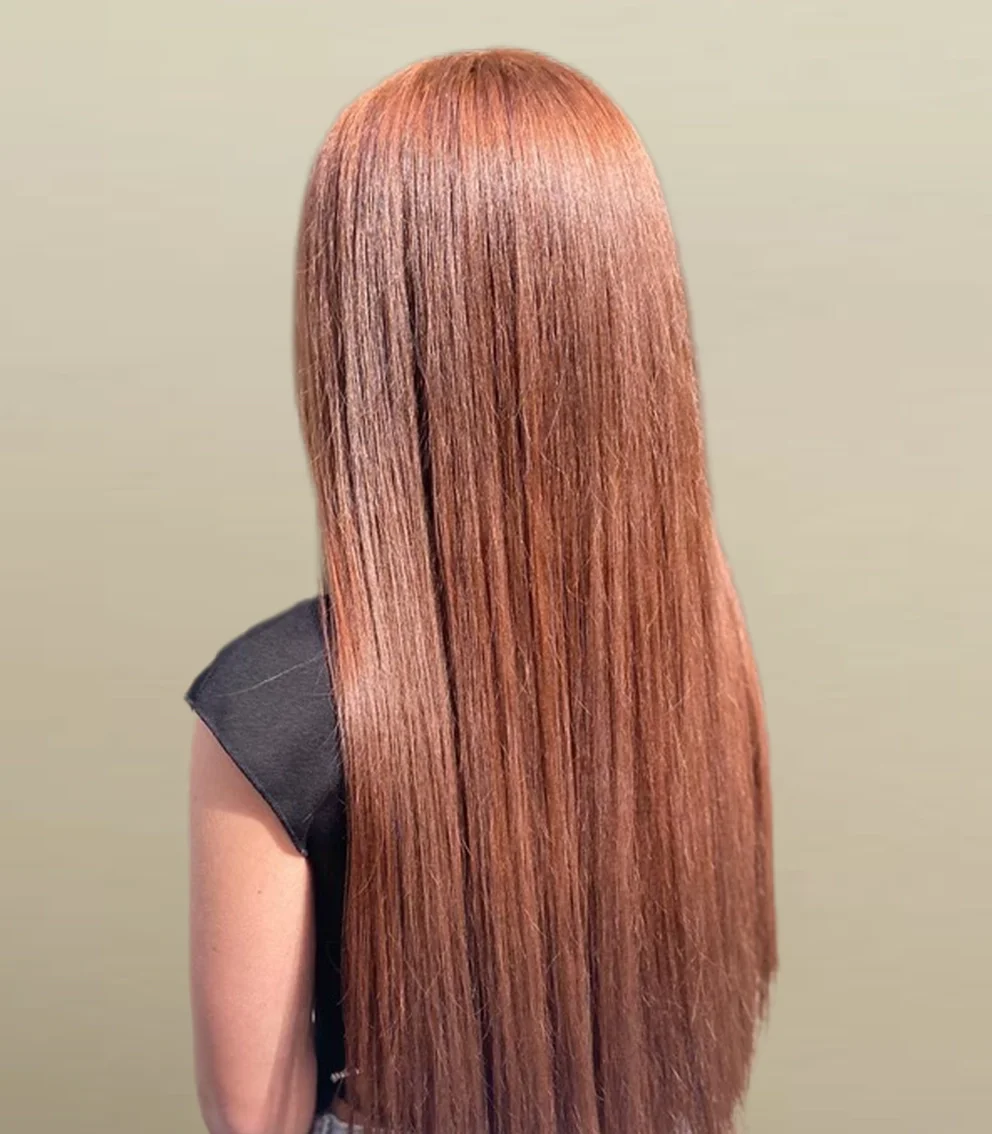 Lissage brésilien cheveux longs réalisé par coiffeur Paris 14 La Paris’zen Institut