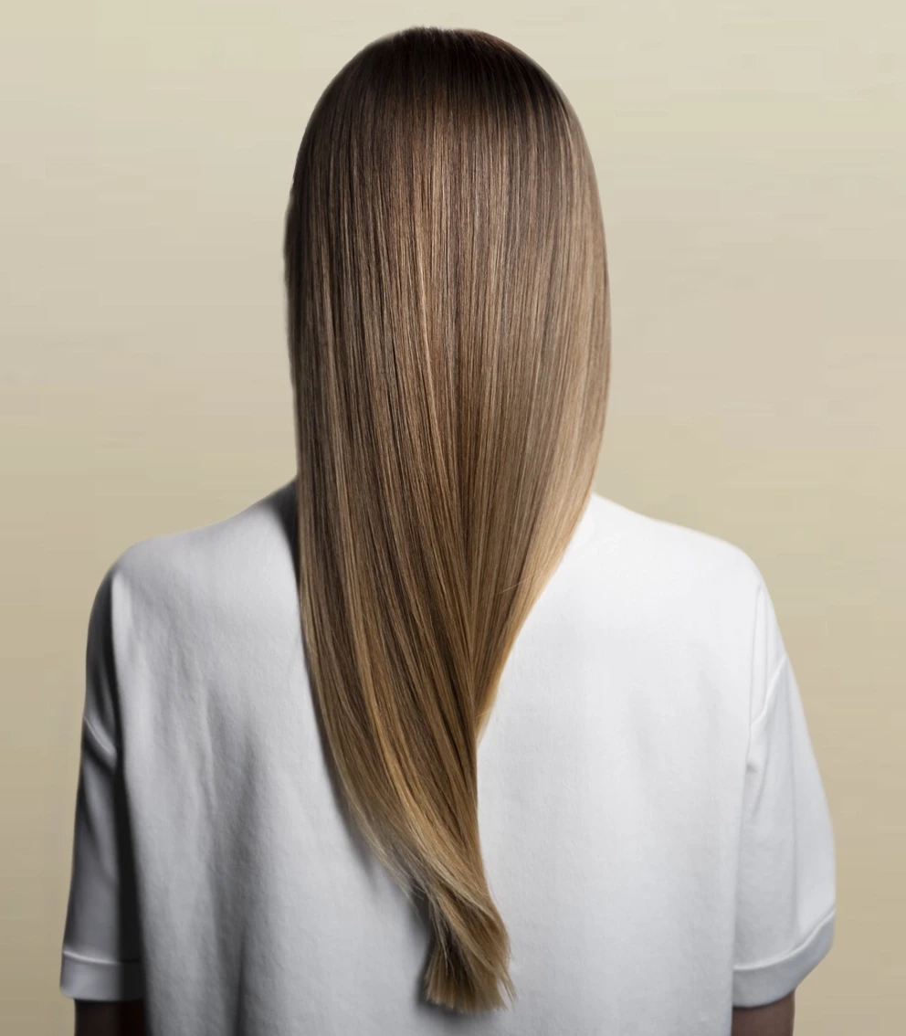 Lissage tanin cheveux longs réalisé par coiffeur Paris 14 La Paris’zen Institut