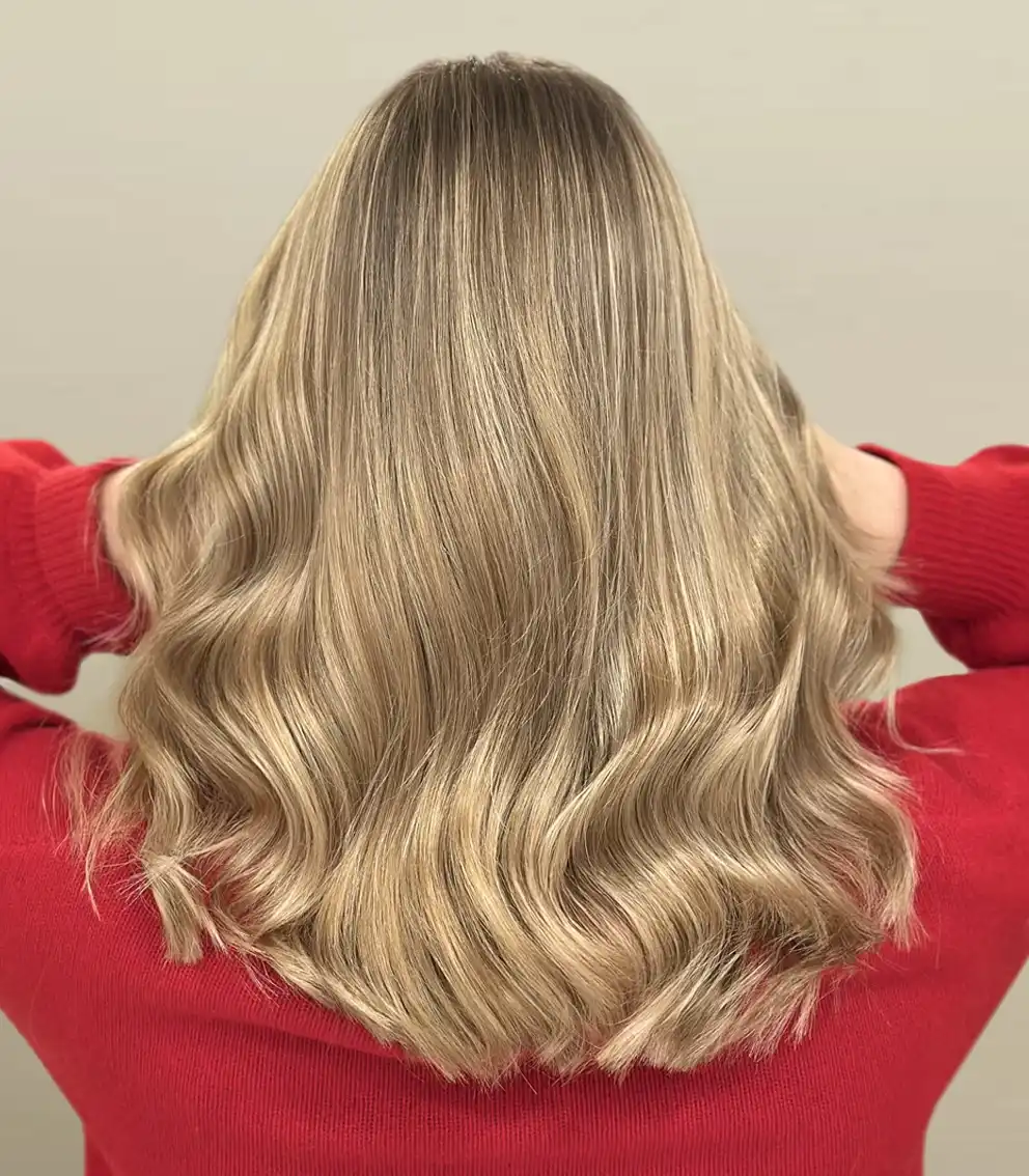 Ombré hair blond élégant réalisé au salon de coiffure Paris 14 La Paris'zen Institut