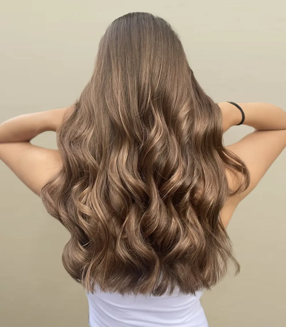 Ombré hair brun lumineux réalisé au salon La Paris'zen Institut Paris 14