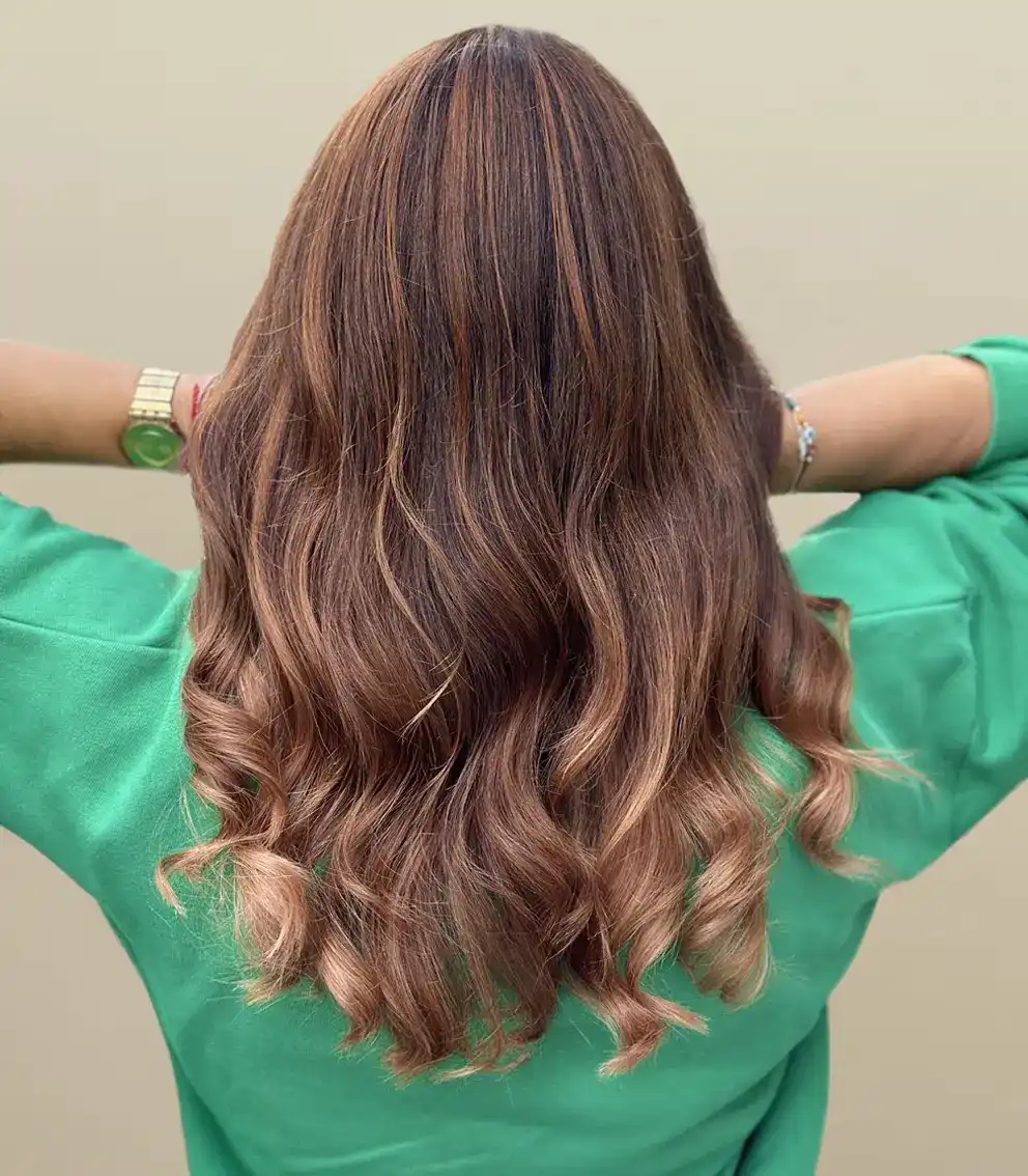 Ombré hair caramel élégant réalisé au salon de coiffure Paris 14 La Paris'zen Institut