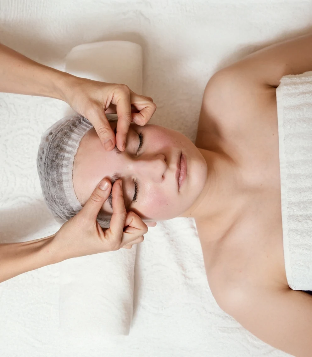 Soin contour des yeux institut Paris 14 La Paris’zen Institut